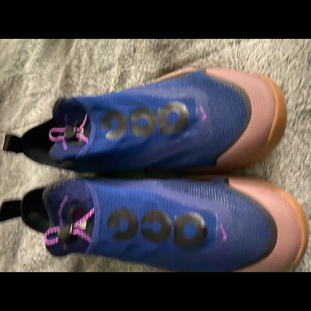 Nike acg sneakers